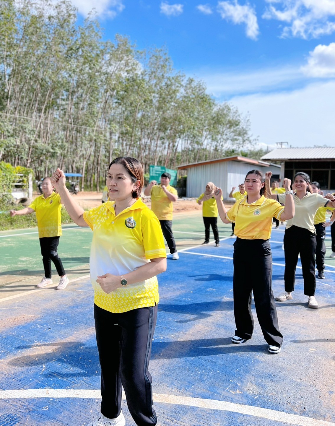 องค์การบริหารส่วนตำบลป่าแก่บ่อหิน ร่วมโครงการ Long Life...Thai Fit ฟิตกาย ฟิตใจ ออกกำลังกาย ทั่วไทยเฉลิมพระเกียรติฯ