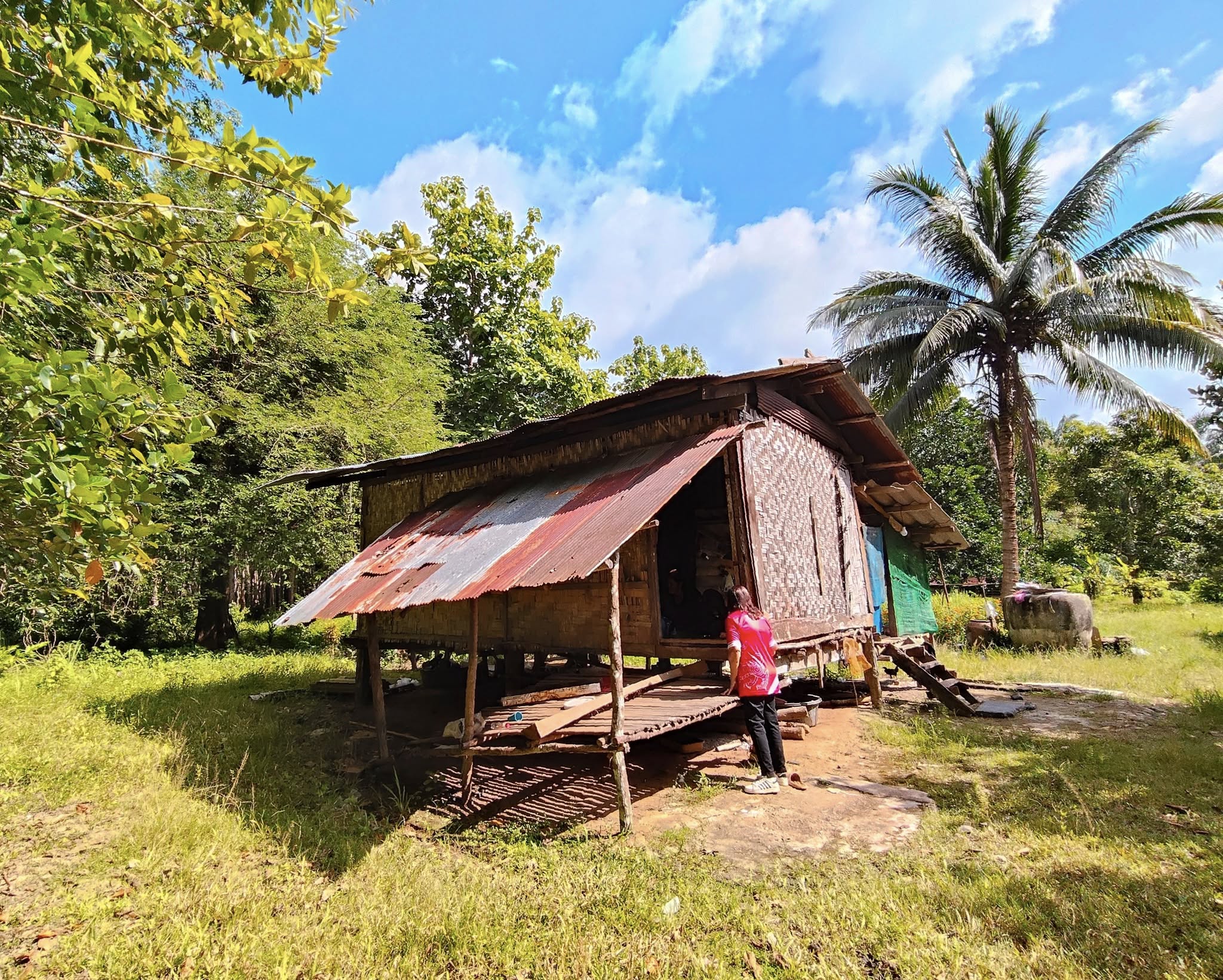 ลงพื้นที่เยี่ยมผู้สูงอายุติดเตียง จำนวน 2 ราย ในพื้นที่ตำบลป่าแก่บ่อหิน