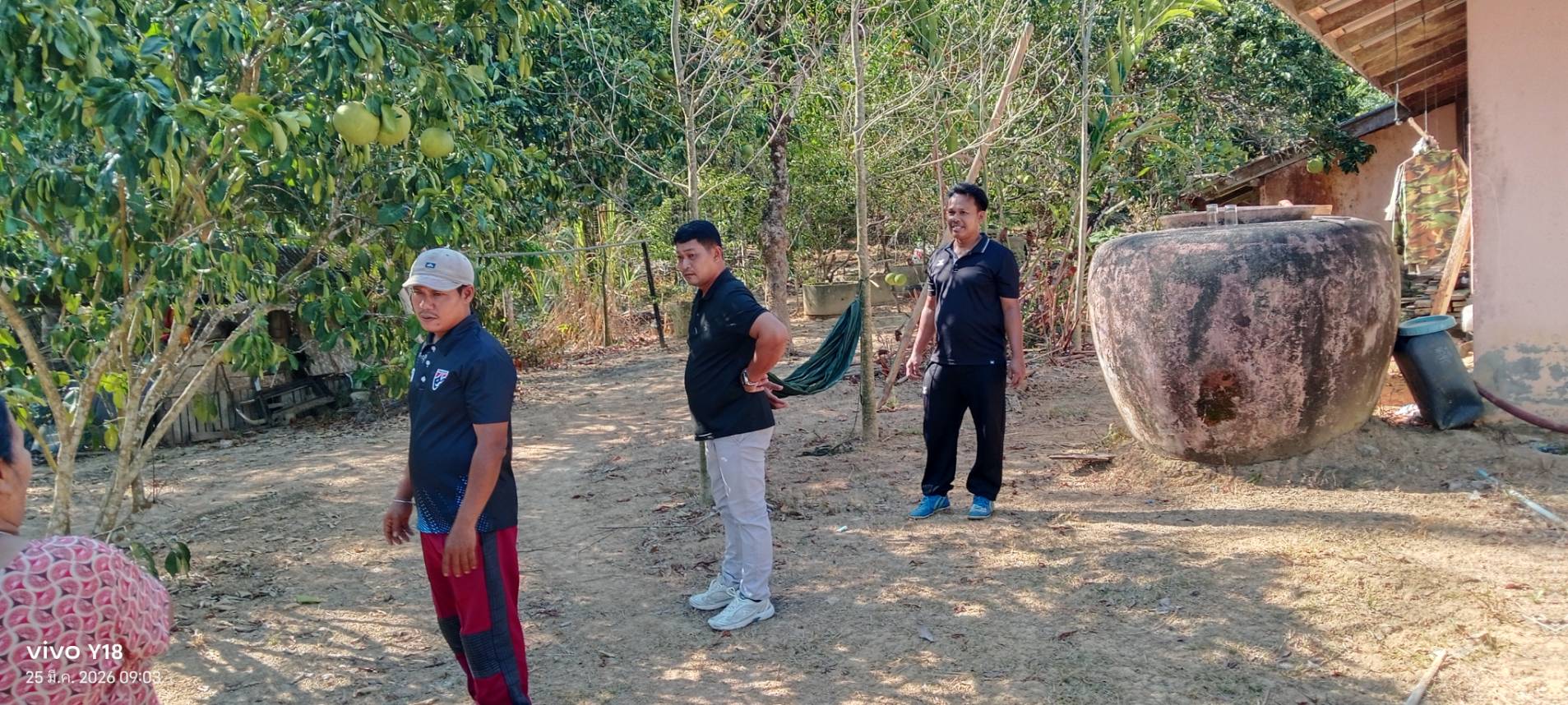 ดำเนินการจัดส่งน้ำเพื่อการอุปโภค ให้แก่ประชาชนที่ได้รับผลกระทบจากภัยแล้ง