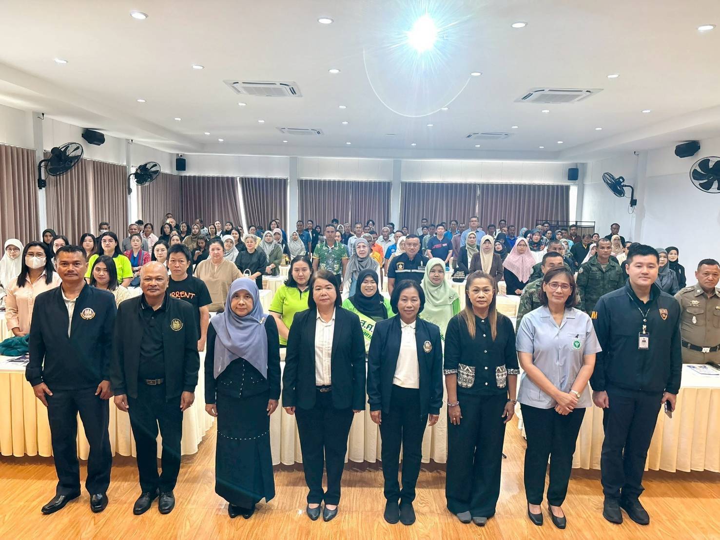 โครงการให้ความรู้ด้านกฎหมาย และการบริหารจัดการแรงงานต่างด้าว